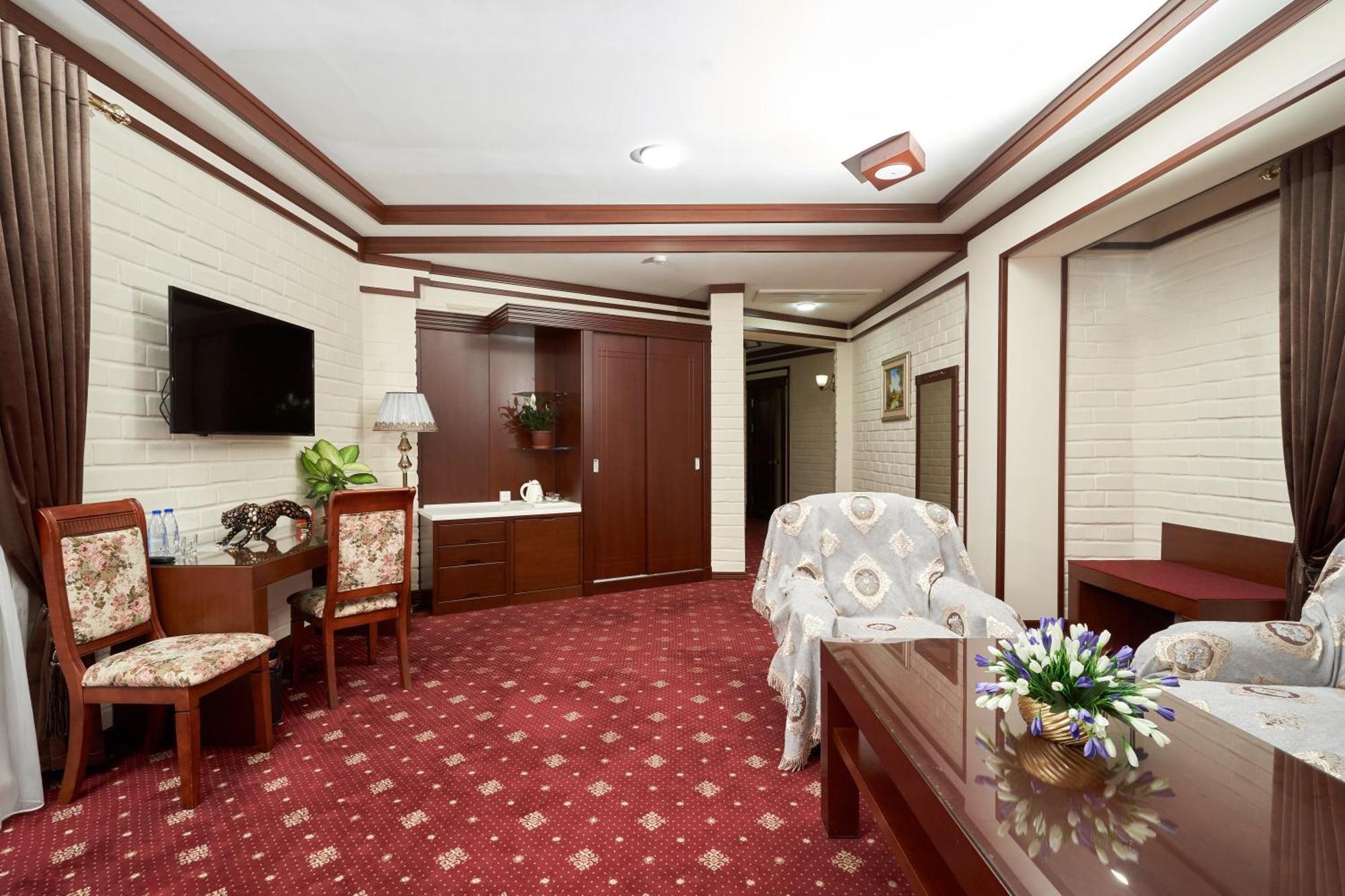 Rakat Plaza Hotel Tashkent Exterior photo