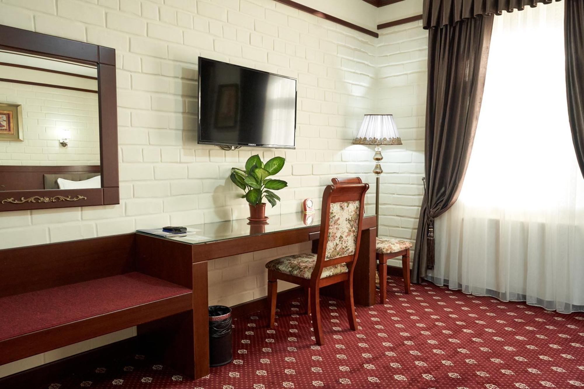 Rakat Plaza Hotel Tashkent Exterior photo