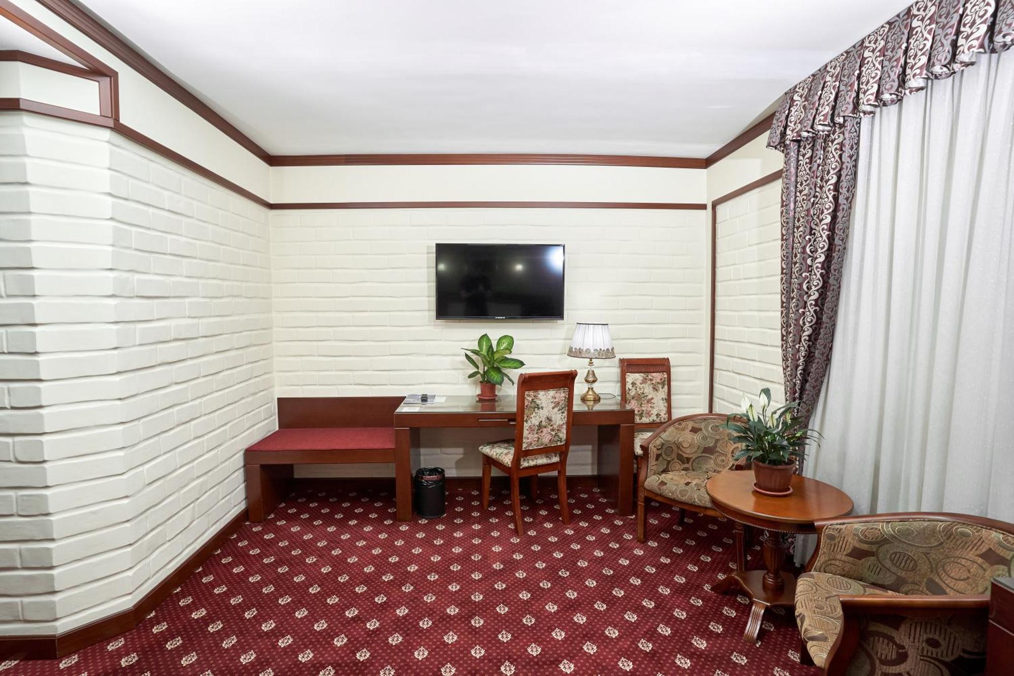Rakat Plaza Hotel Tashkent Exterior photo