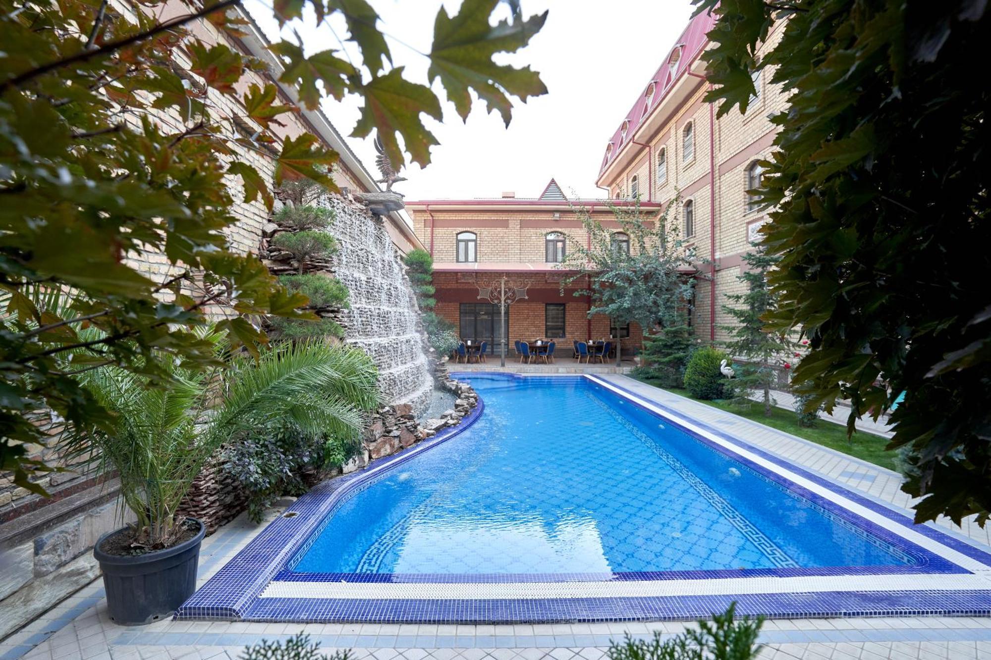 Rakat Plaza Hotel Tashkent Exterior photo